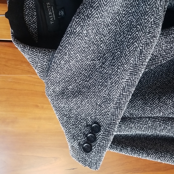 Talbots NWOT B/W herringbone blazer in lovely soft poly/rayon soft fabric, 1xp - Picture 3 of 9